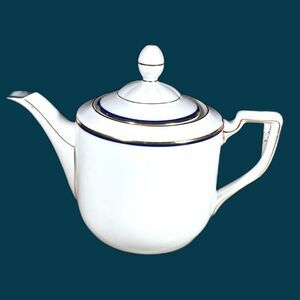 bone China Teapot White w blue and gold trim Zeh Sherzer Bavaria Z S & Co